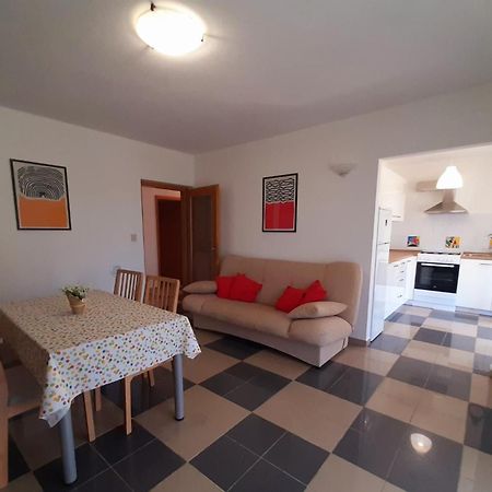 Apartments With A Parking Space Presika, Labin - 7390 Exterior foto